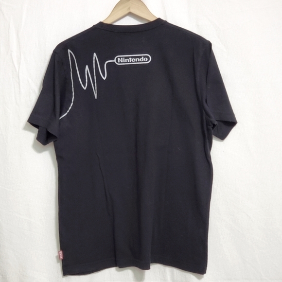 Uniglo x UTGP Nintendo Pikachu Pokémon Tee Grailed HTF - Picture 3 of 9